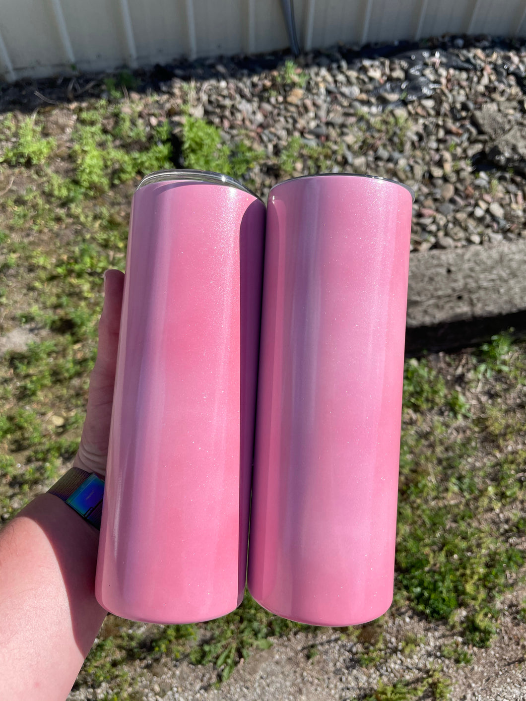 20 oz UV color changing white to light pink