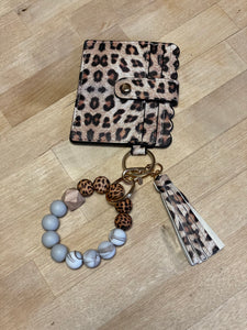 Leopard Bracelet Wallet - silicone beads